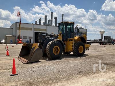 2015 John Deere 724K Wheel Loader
