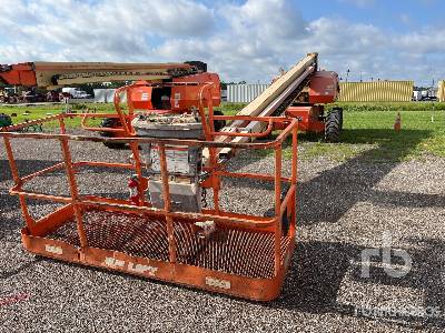 2011 JLG 800S 4WD Diesel Articulating Boom Lift