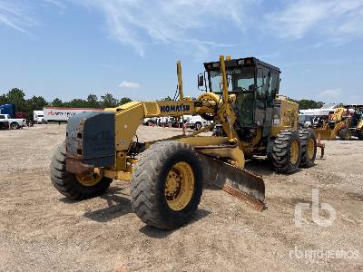 2002 Komatsu GD655-3C Motor Grader