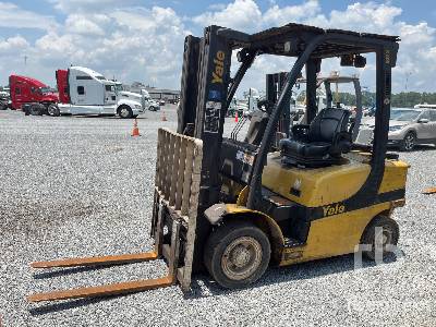Yale GLP050VX 4600 lb LPG Pneumatic Tire Forklift (Inoperable)
