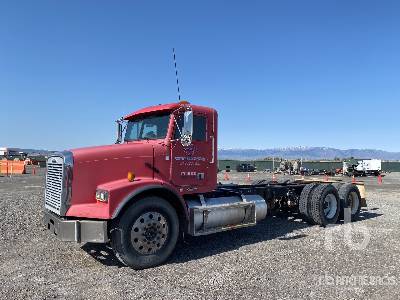 1999 Freightliner FLD 112SD 6x4 Cab and Chassis