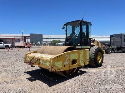 2008 Cat CS-76 Smooth Drum Compactor