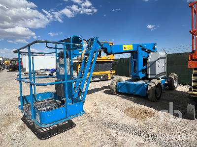 2013 Genie Z34/22 Electric Articulating Boom Lift