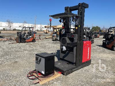 Raymond 540-OPC30TT 3000 lb Order Picker