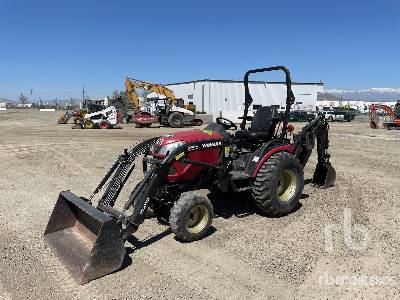 2017 Yanmar SA424 Utility Tractor