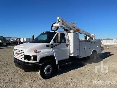 Altec AT35G 35 ft on 2009 GMC C5500 4x2 Bucket Truck