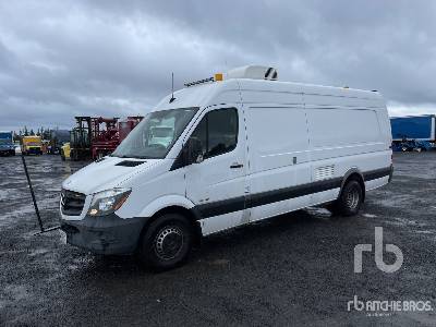 Sewer Cleaning Trucks