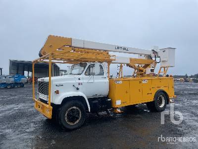 Lift-All L0M50-25 on 1989 GMC C7500 4x2 Bucket Truck