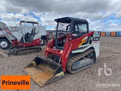 2020 Takeuchi TL8 Compact Track Loader