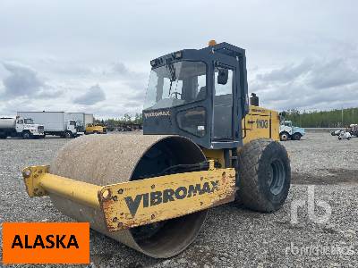 2002 Vibromax 1103-11 Smooth Drum Compactor