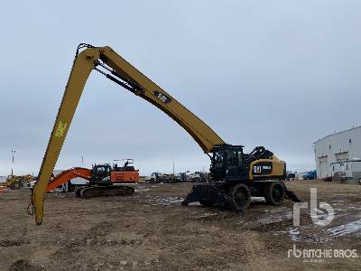 2013 Cat MH3049 Wheel Material Handler