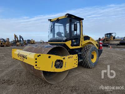 2018 Bomag BW211D-5 Smooth Drum Compactor