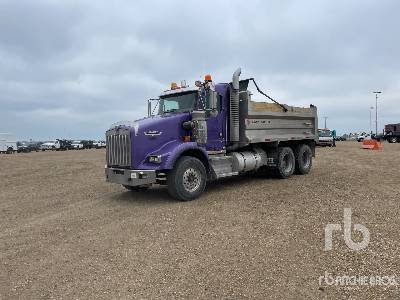 2009 Kenworth T800 6x4 T/A Dump Truck