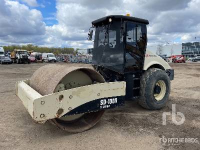 2005 INGERSOLL RAND SD1000 84 in Vibratory Roller
