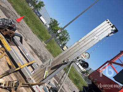 Genie SLC-24 Pedestal Mount Material Handler