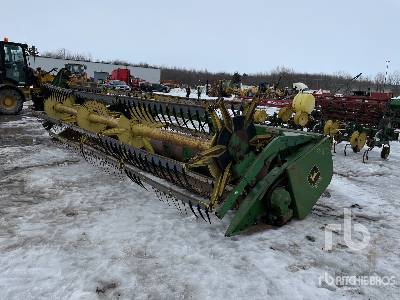 John Deere 15 ft Rigid Combine Header
