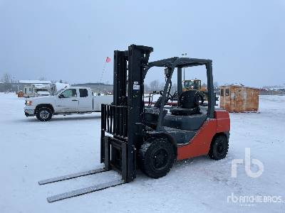 2007 Toyota 8FGU30 5620 lb LPG Pneumatic Tire Forklift
