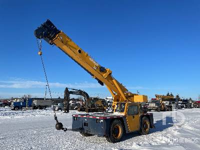 2000 Grove YB4415 30000 lb 4 Wheel Steering Carry Deck Crane