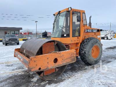 1997 Cat CS-563C Smooth Drum Compactor