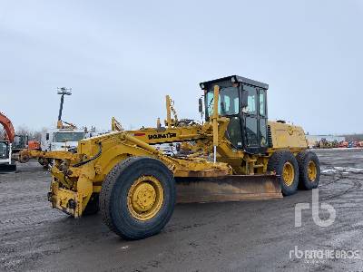 1998 Komatsu GD670AW-2CY Motor Grader