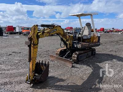 1986 Komatsu PC10-5 Mini Excavator (Inoperable)