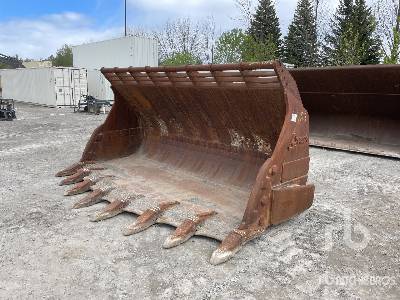Garier 11 ft Spade Nose Wheel Loader Bucket - Fits Volvo L220F