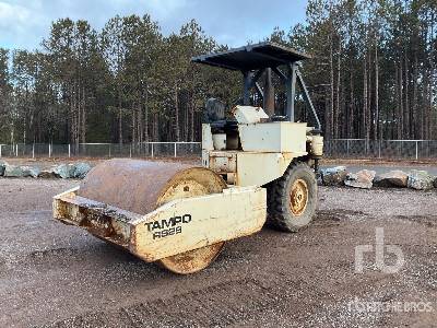 Tampo RS28 Smooth Drum Compactor