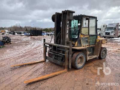 1998 Cat DP70K Diesel Pneumatic Tire Forklift