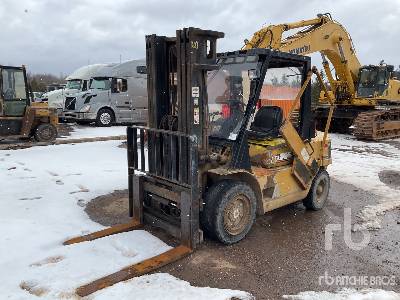 1997 Cat DPL40 Diesel Pneumatic Tire Forklift