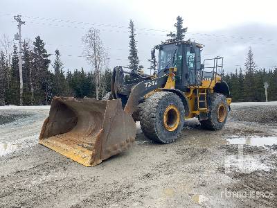 2015 John Deere 724K Wheel Loader