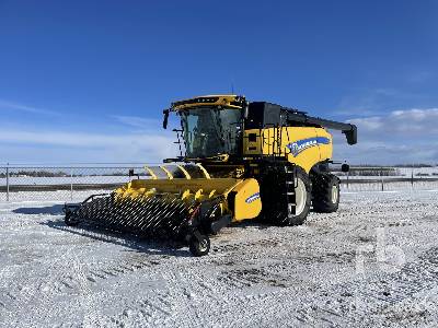 2018 New Holland CX8.80 Combine Harvester