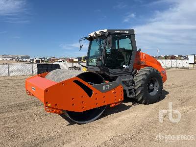 2014 Hamm H11ix P Smooth Drum Compactor
