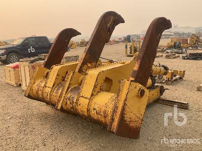 Liebherr Crawler Tractor Ripper