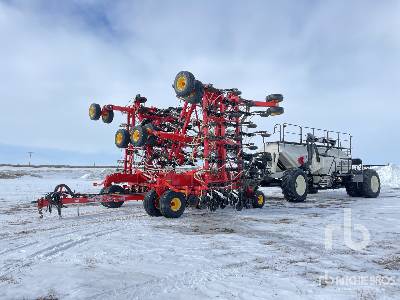 2015 Bourgault 3320PHD XTC 68 ft Air Drill