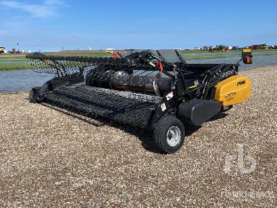 Claas Lexion P516 15 ft Draper Combine Pickup Header