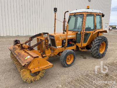1981 Ford 5600 Industrial Tractor