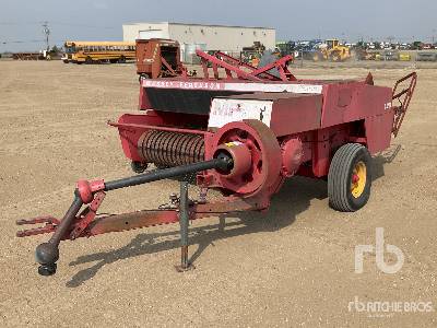 Massey Ferguson 128 Square Baler