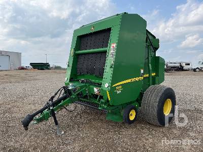 John Deere 569 Round Baler