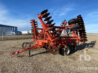 Hutch Master 7610 28 ft Tandem Disc