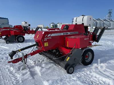 2016 Massey Ferguson 1840 Square Baler