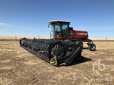 2005 Hesston 9240 30 ft Swather