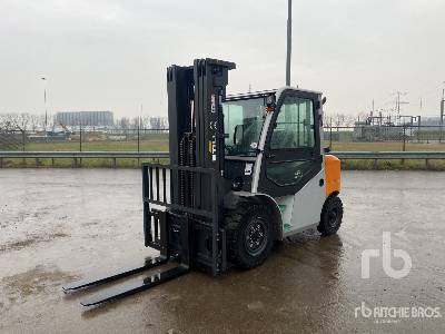 2021 Still RC42-40 4000 kg Diesel Pneumatic Tire Forklift (Unused)