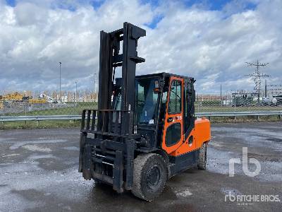 2016 Doosan D55C-7 5050 kg Diesel Pneumatic Tire Forklift