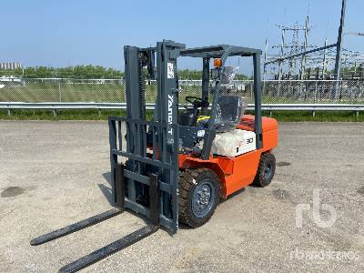 2023 YANGFT CPCD30 Pneumatic Tire Forklift (Unused)
