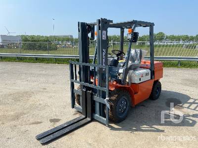 2023 YANGFT CPCD30 Diesel Pneumatic Tire Forklift (Unused)