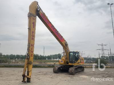 2018 Komatsu PC 210 LC 11 Long Reach Tracked Excavator
