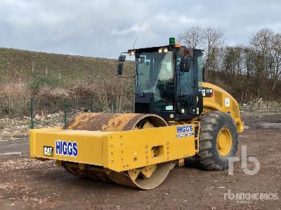 2017 Cat CS78B Smooth Drum Compactor