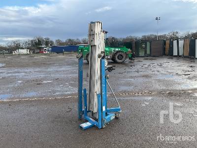 2013 Genie SLA-20 Material Hoist
