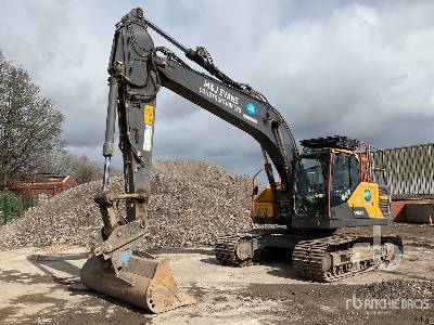 2017 Volvo EC220EL Tracked Excavator