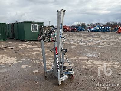 2015 Genie SLC-24 Material Hoist